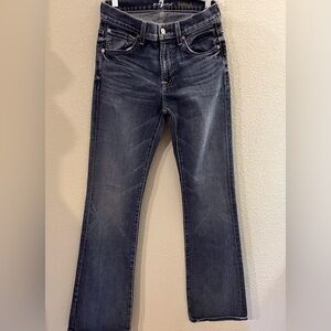 Women’s 7 For All Mankind Blue Bootcut Jeans with Vintage Appeal.
